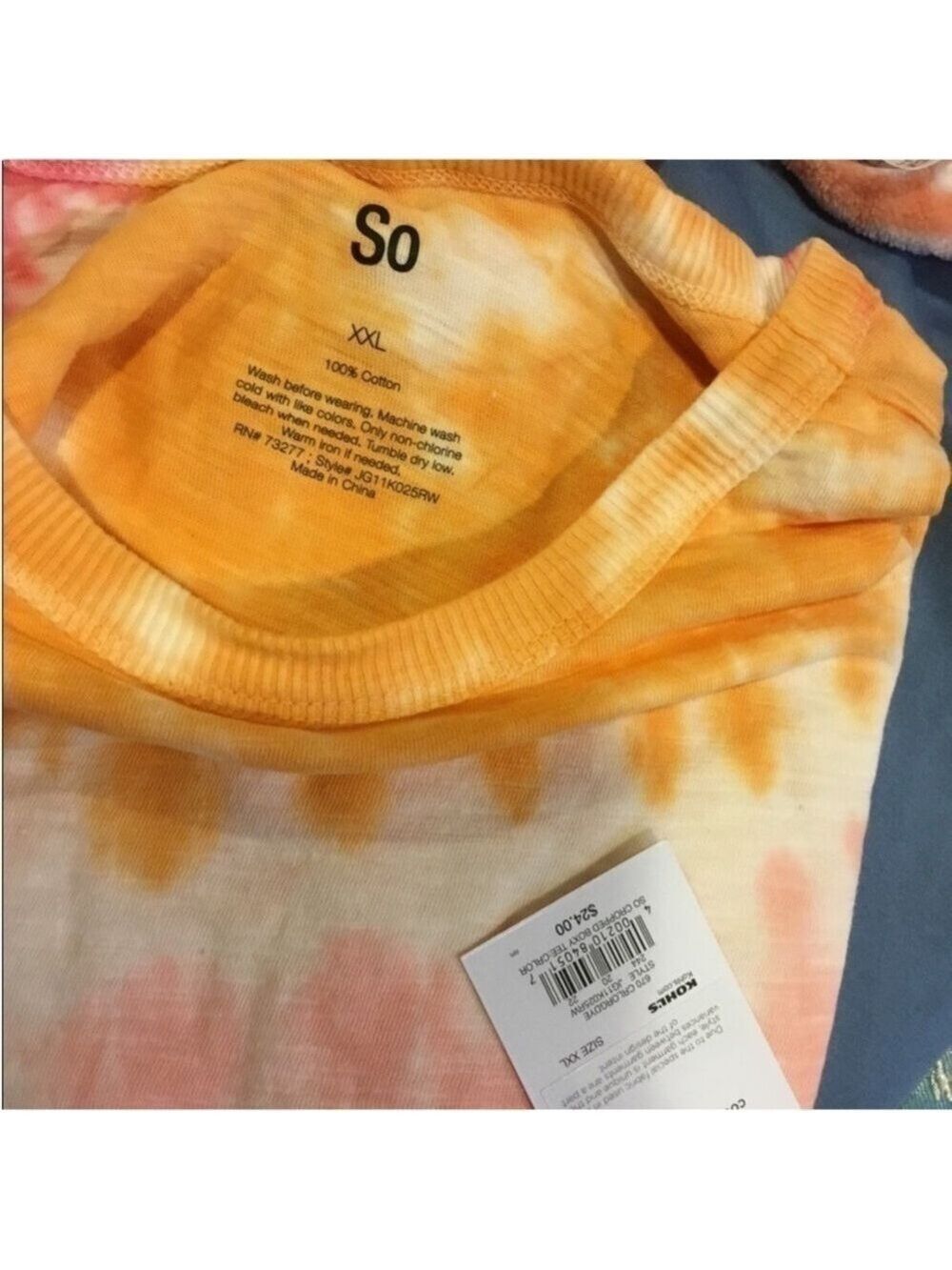 SO cropped short sleeve tee Woman’s Juniors XXL pink orange & red tie dye - Picture 12 of 12